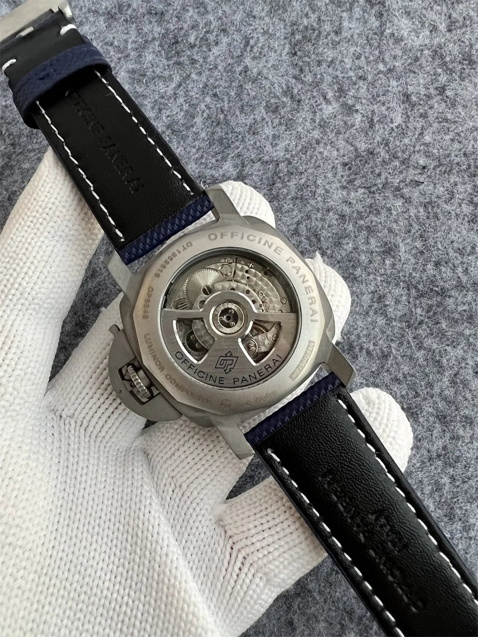 luminor Panerai Blue Titanium Watch - Hình 3