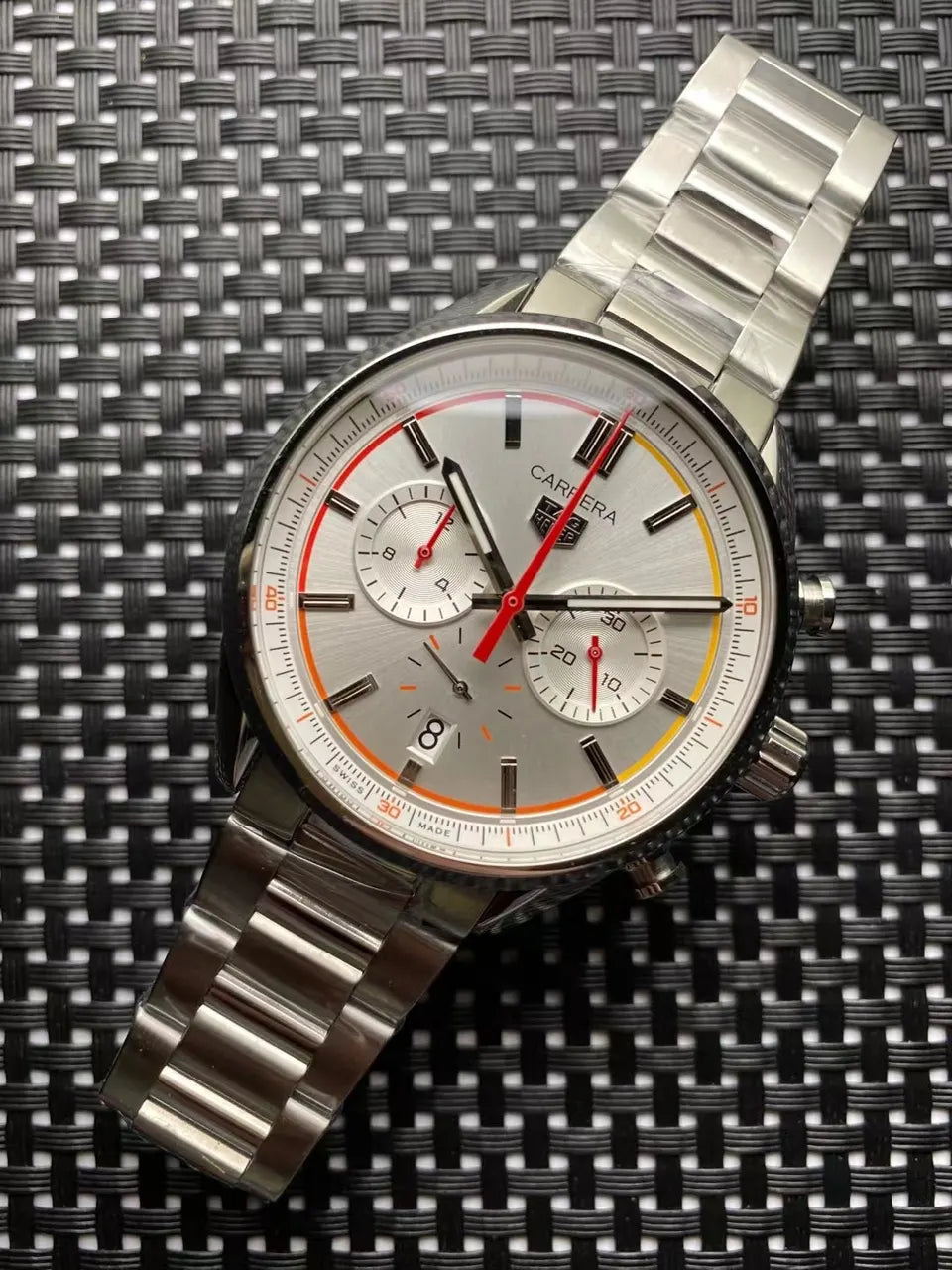 Tag Heuer Silver Chronograph - Hình 3