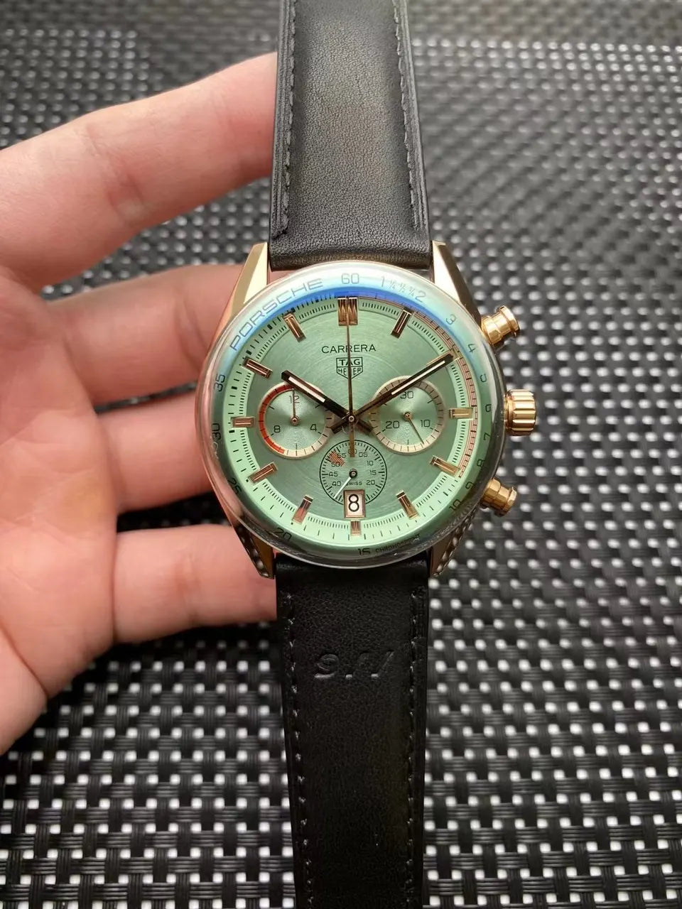 carrera porsche TAG Heuer Green Dial - Hình 2