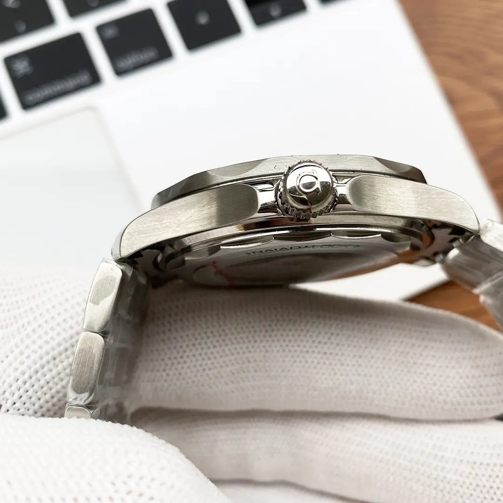 Omega Seamaster White Wave Dial - Hình 3