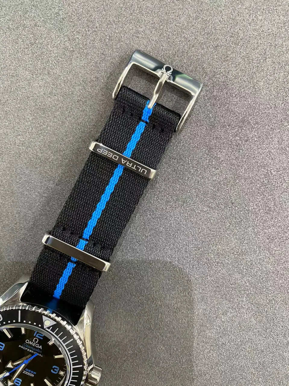 dial Omega Seamaster Black Blue - Hình 5