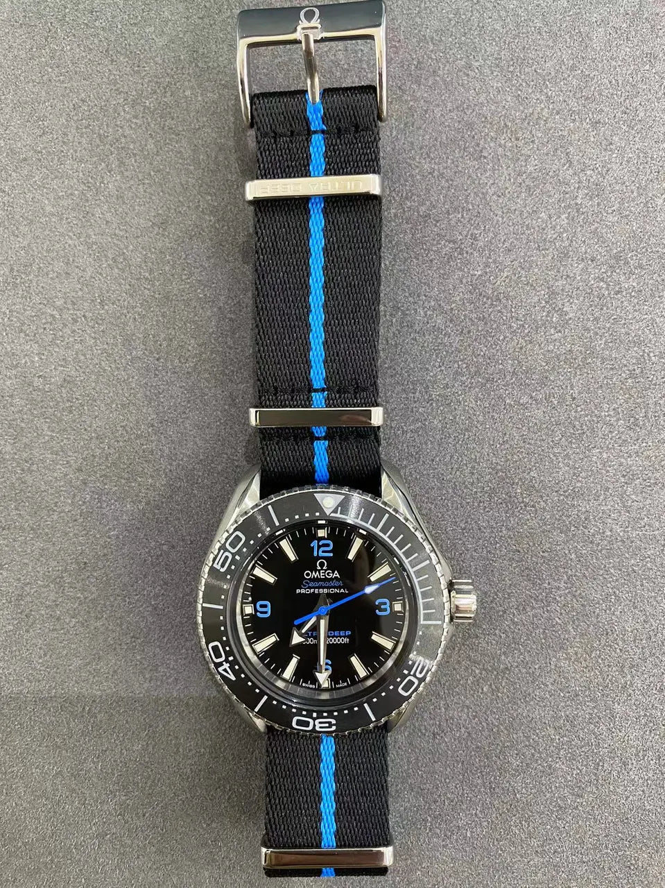 dial Omega Seamaster Black Blue - Hình 6