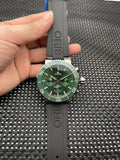 dial Oris Aquis Green Chronograph