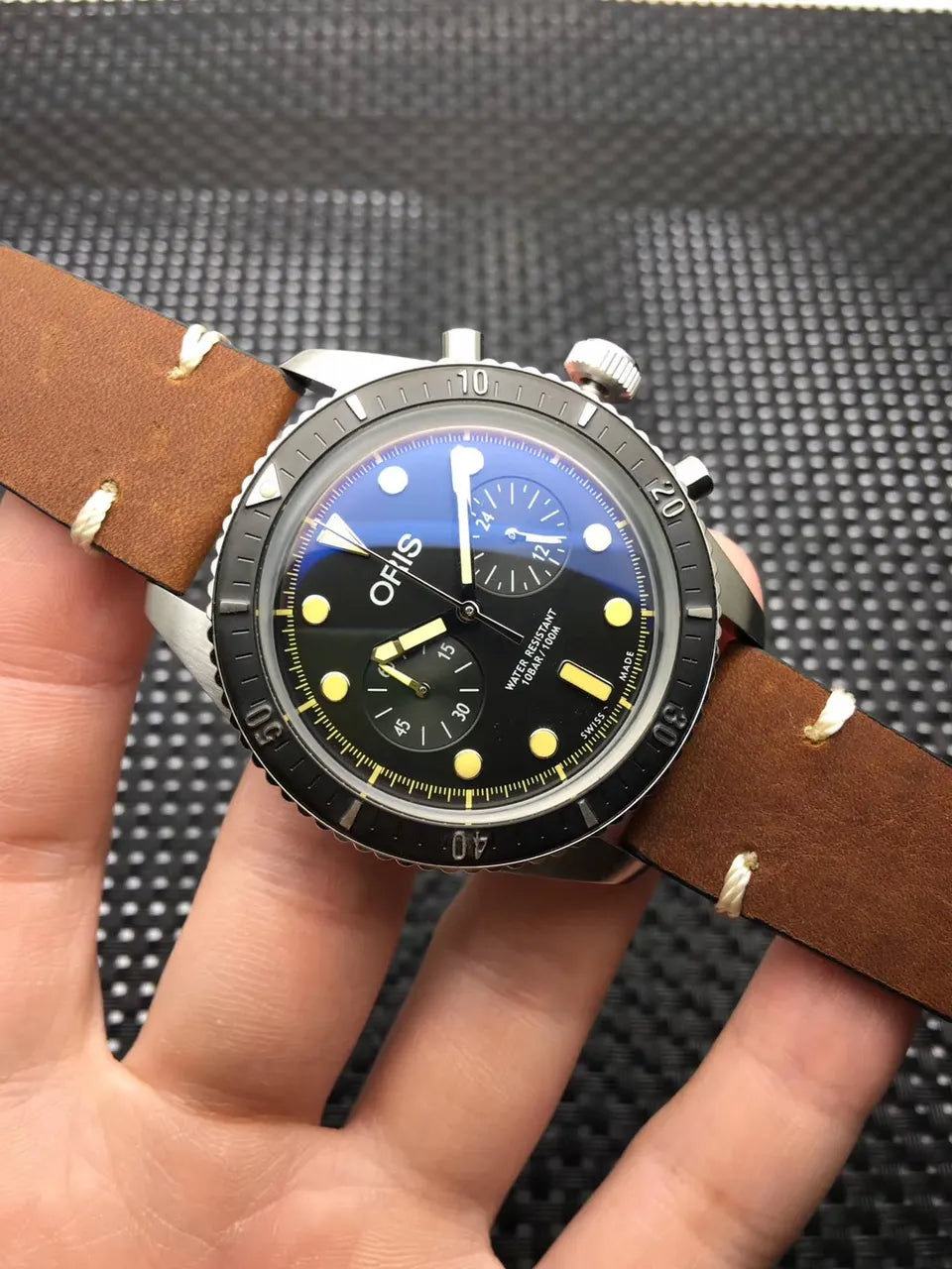 Oris Chronoris Blue Dial Brown Leather - Hình 5
