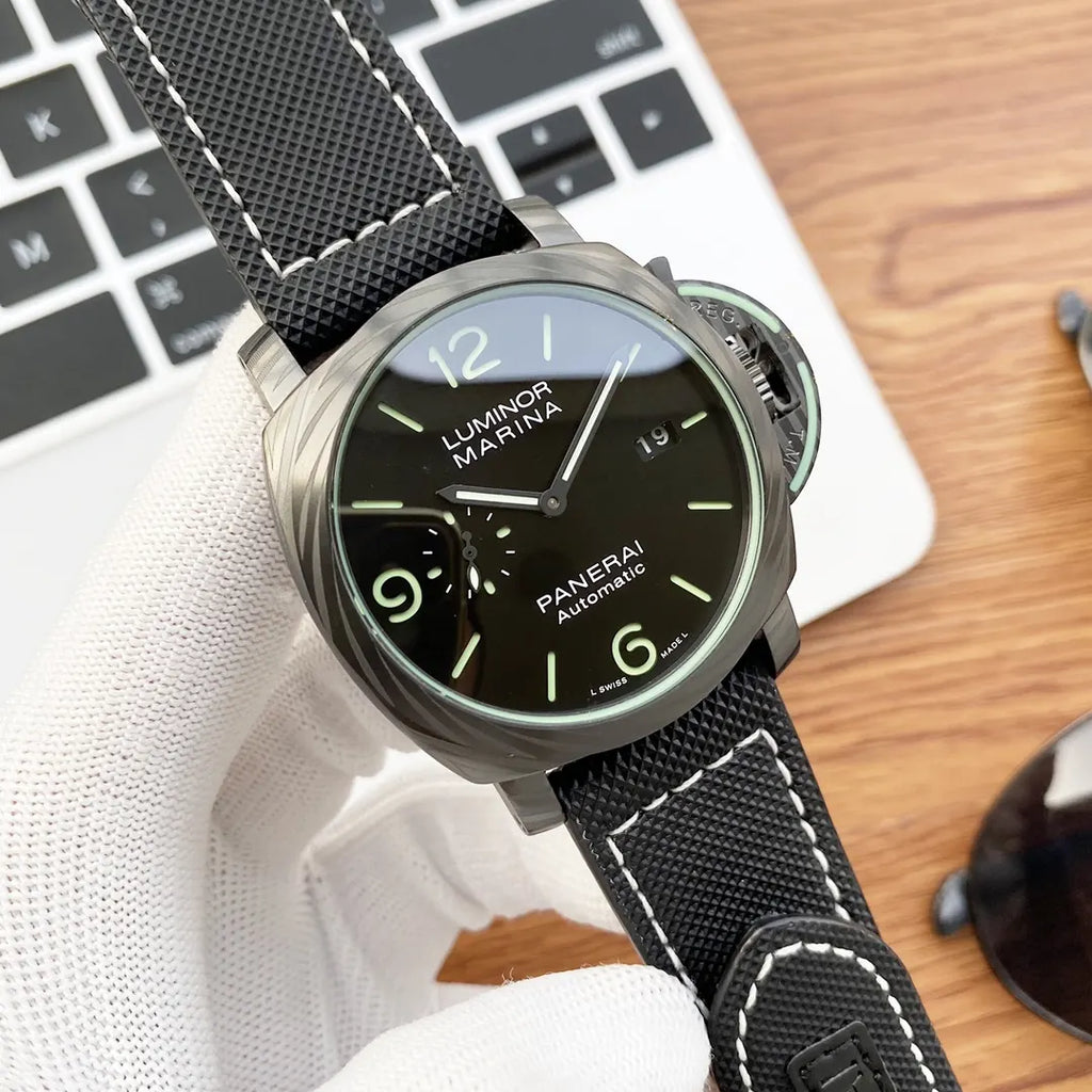 Panerai Luminor Marina Carbotech - Hình 3