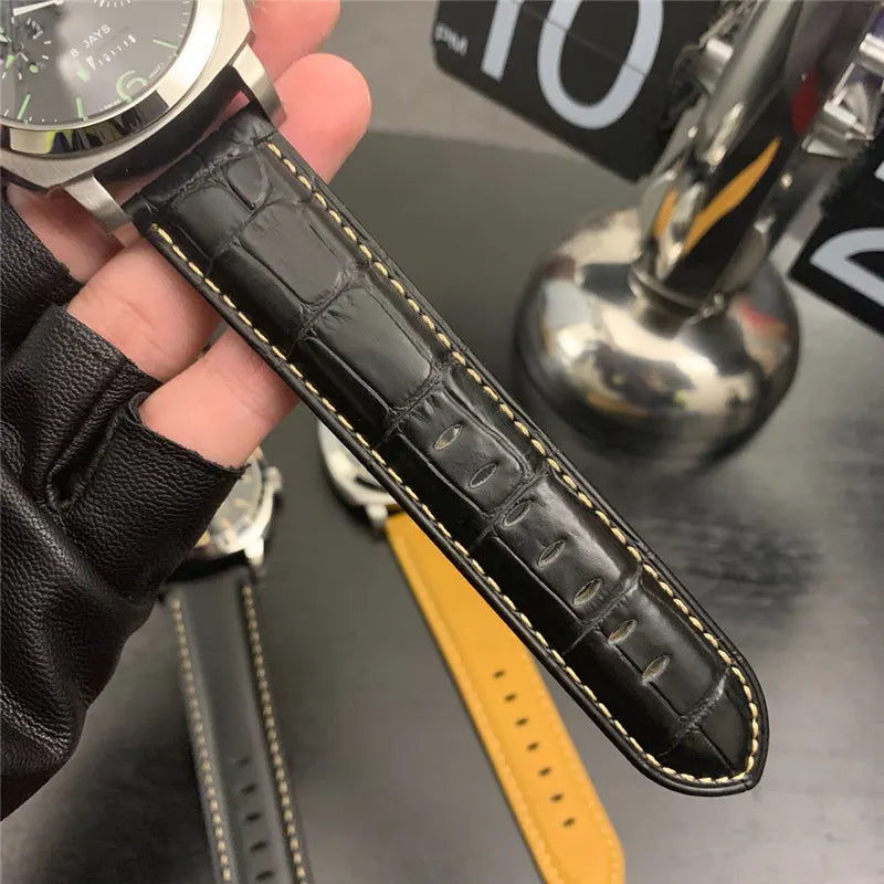 Panerai Luminor GMT Black Dial leather - Hình 2
