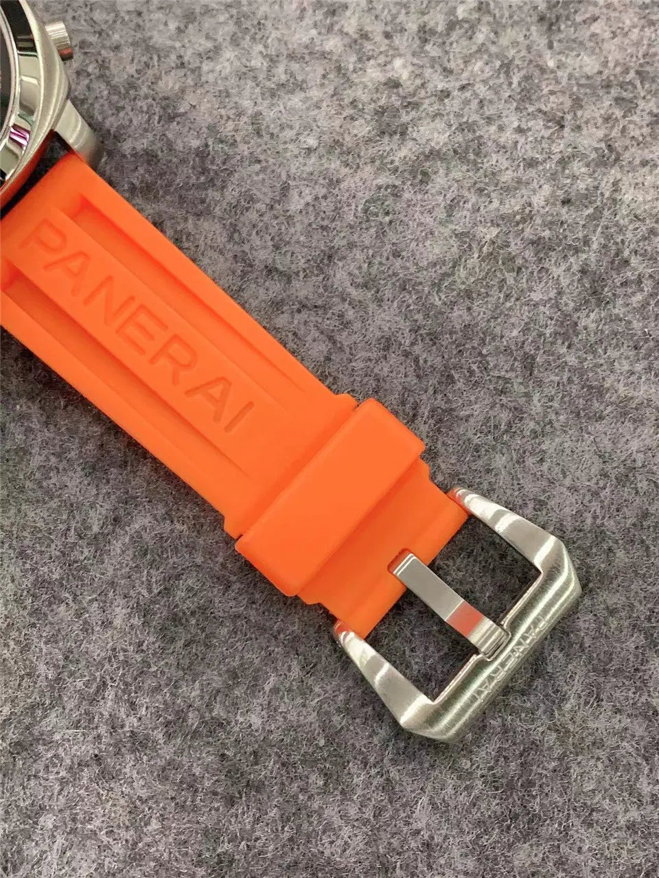 Panerai Orange Rubber Americas Cup - Hình 2
