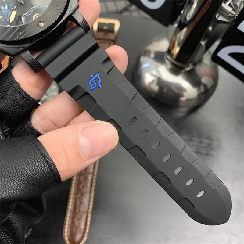 Panerai Carbotech Black Rubber luminor - Hình 4