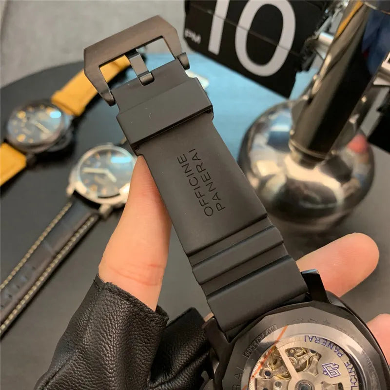 Panerai Luminor Submersible GMT Blue Dial - Hình 5