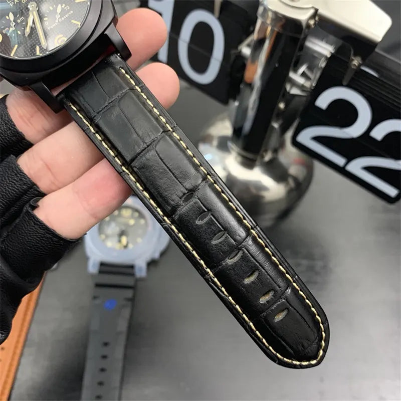 Panerai Luminor GMT Black Dial - Hình 4