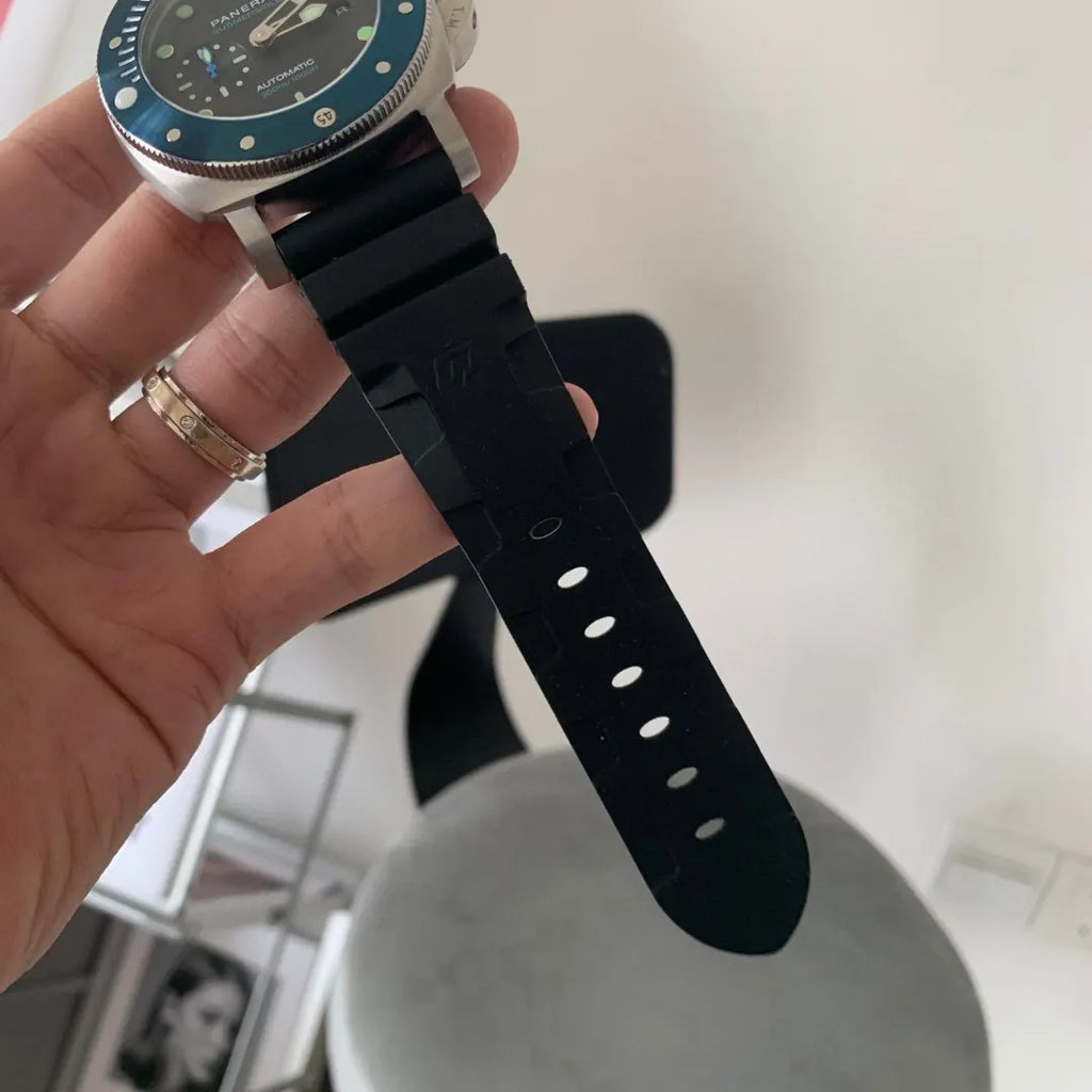 black Panerai Submersible Blue Bezel - Hình 8
