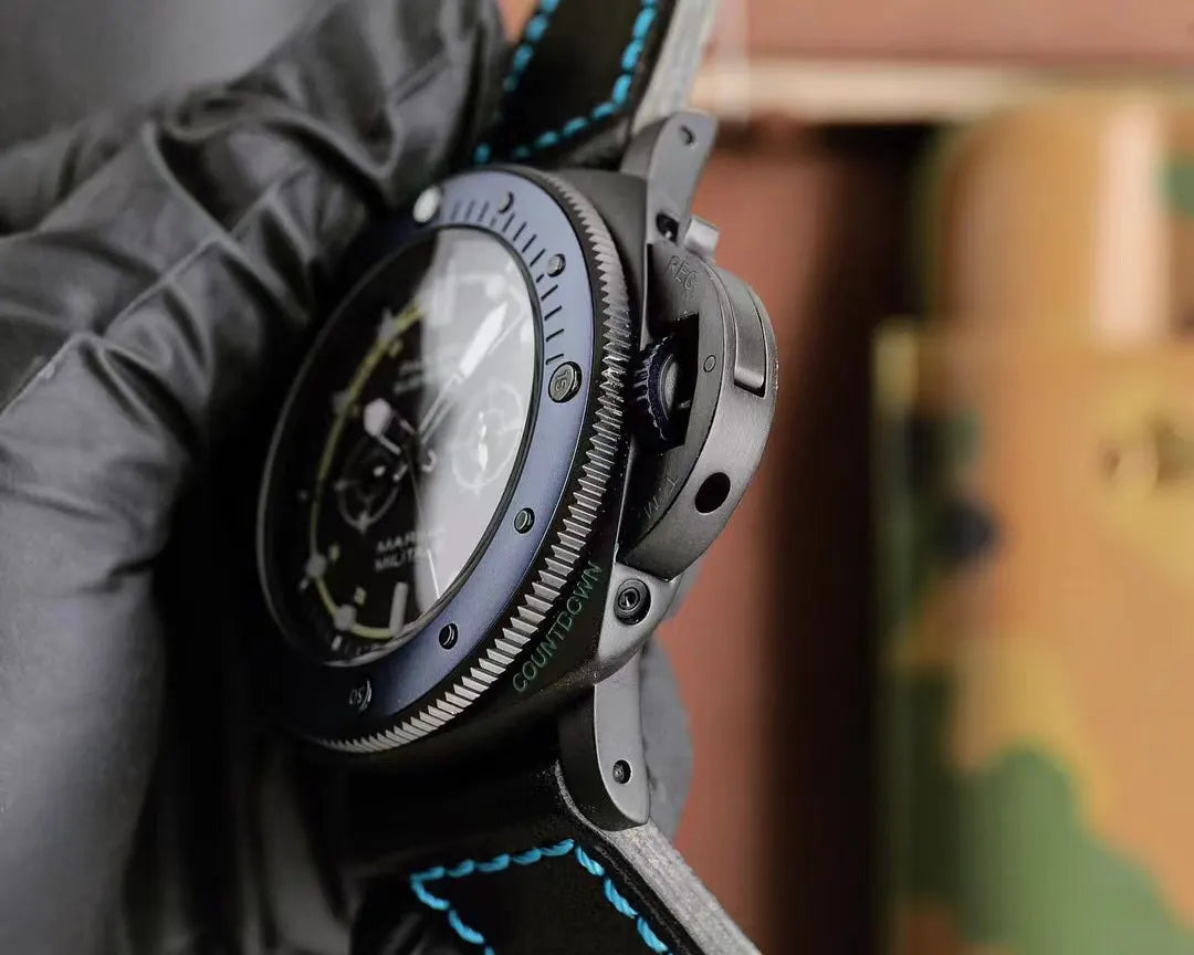 Panerai Black Rubber Dive Watch - Hình 4