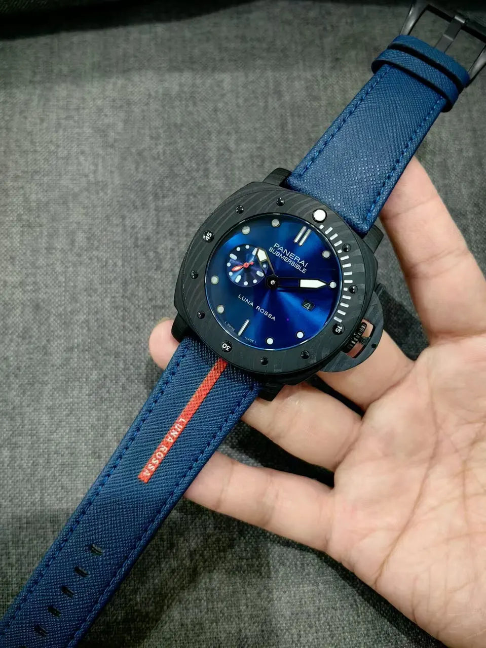 Panerai Submersible Luna Rossa Blue