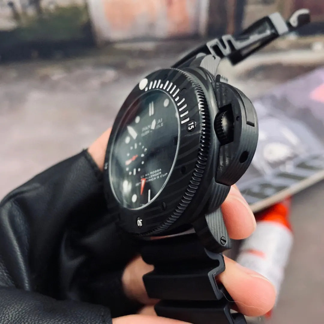 submersible Panerai Carbotech Black - Hình 5