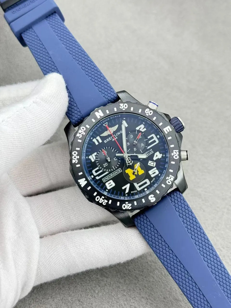 Breitling Michigan Blue Rubber - Hình 2