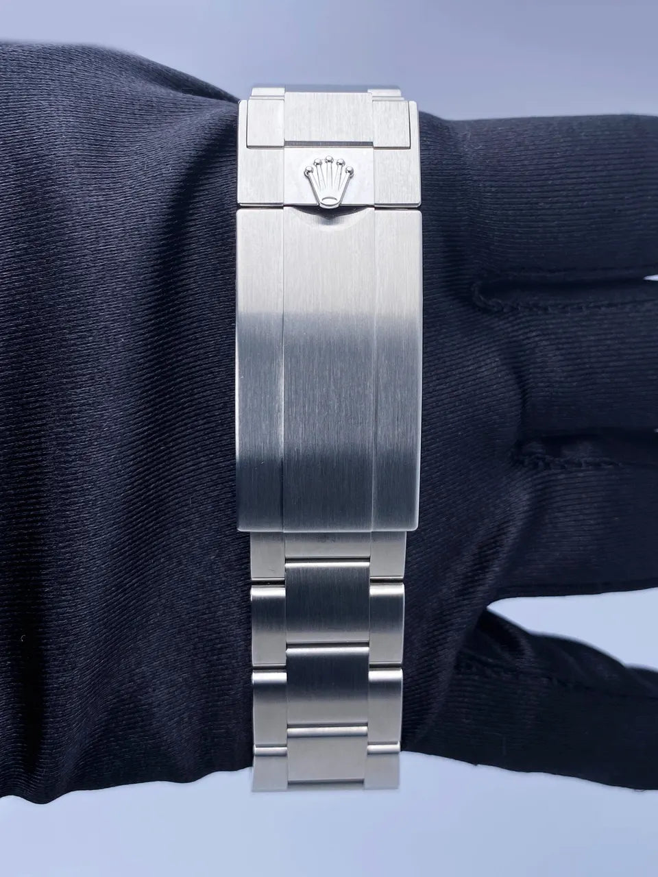 black Rolex Submariner Green Bezel - Hình 3