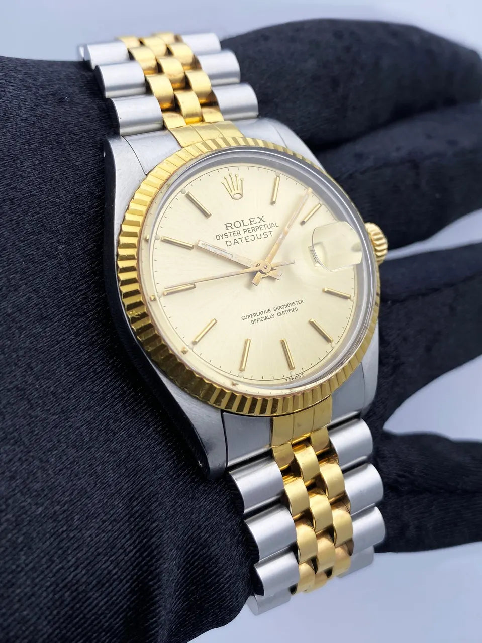 Rolex Datejust Silver Gold - Hình 3