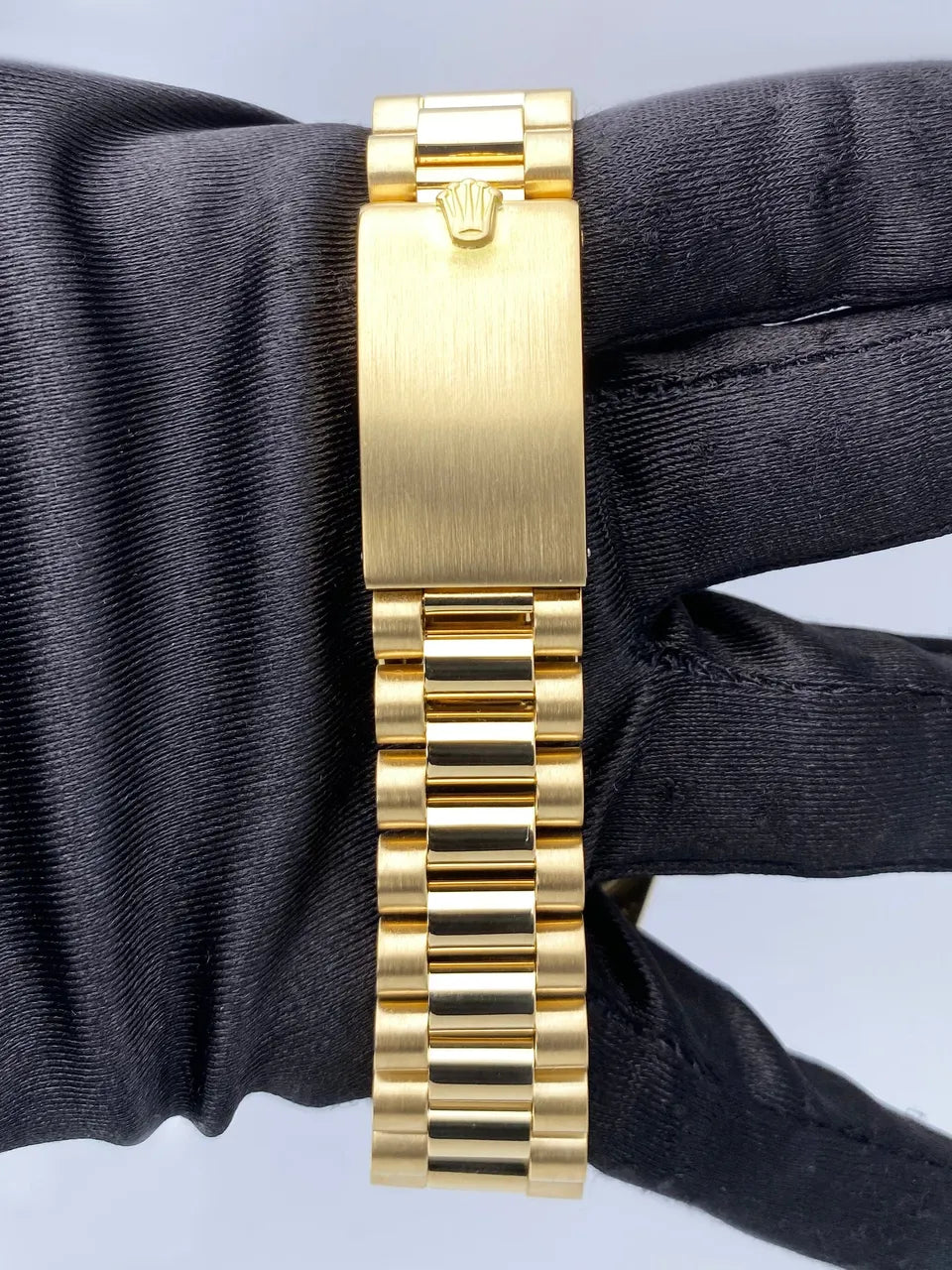 Rolex Gold Diamond Blue Dial - Hình 3