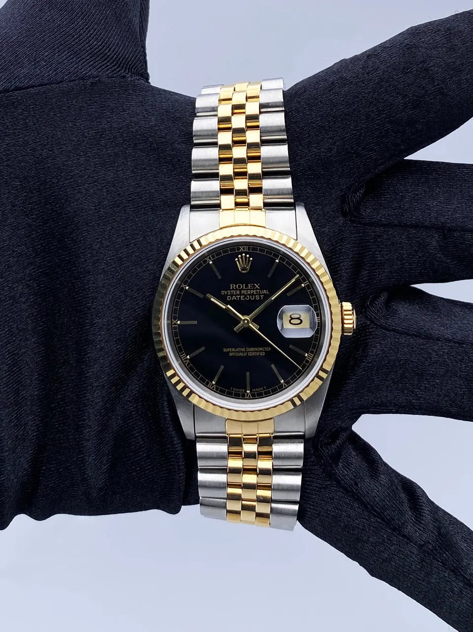 two tone Rolex Datejust Black Dial - Hình 2