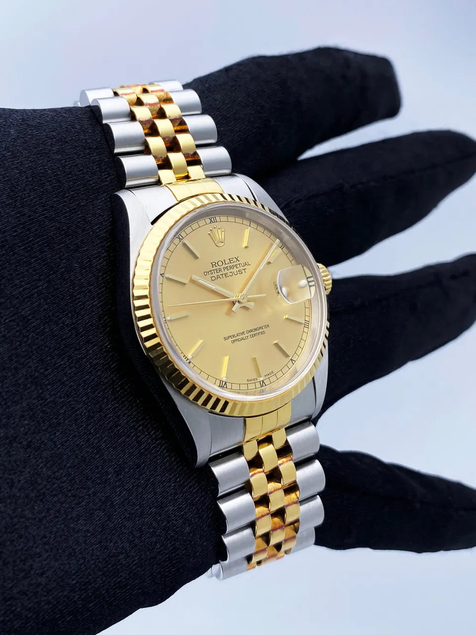 Rolex Datejust Gold Dial Steel - Hình 3