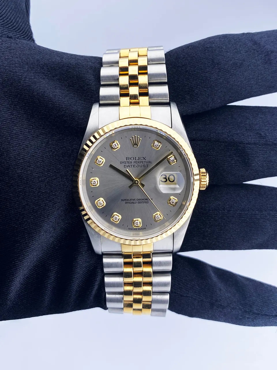 Rolex Silver Diamond Datejust dial - Hình 2