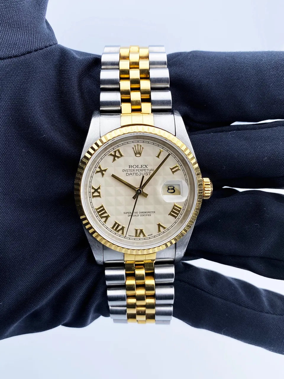 Rolex Datejust Two-Tone Champagne Dial - Hình 3