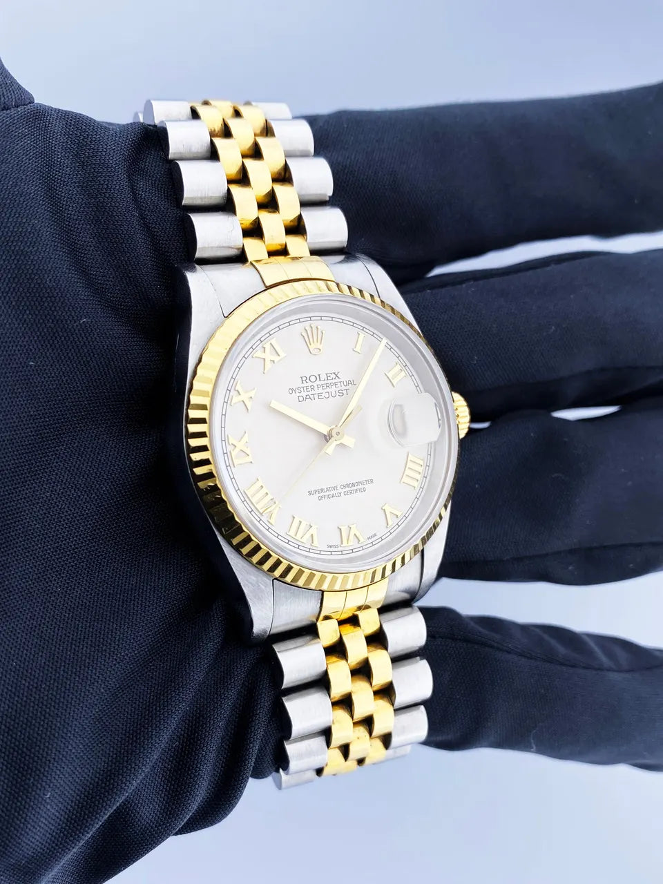 Rolex Datejust Two-Tone Champagne Dial - Hình 4