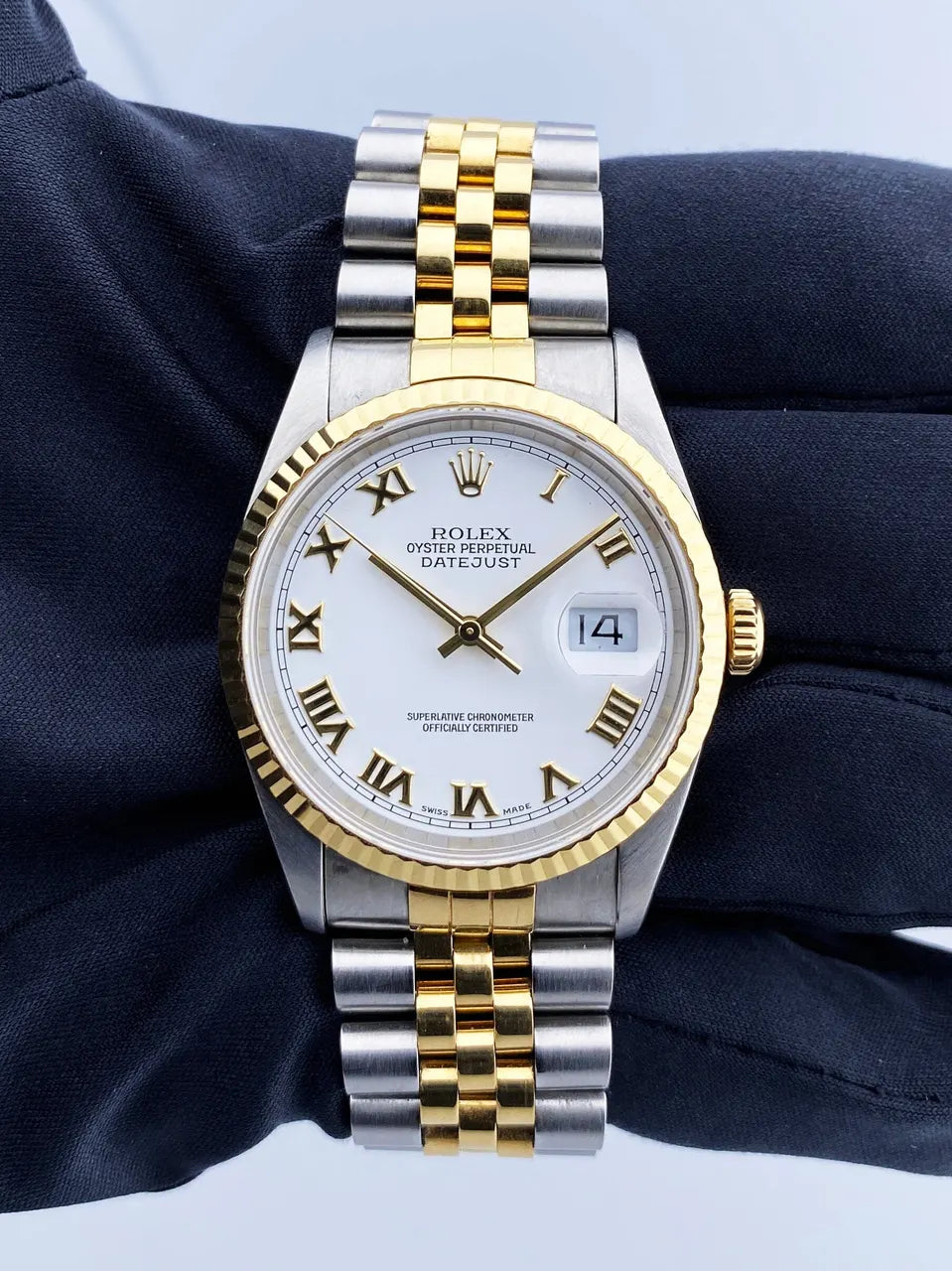 numeral Rolex White Roman Datejust - Hình 14