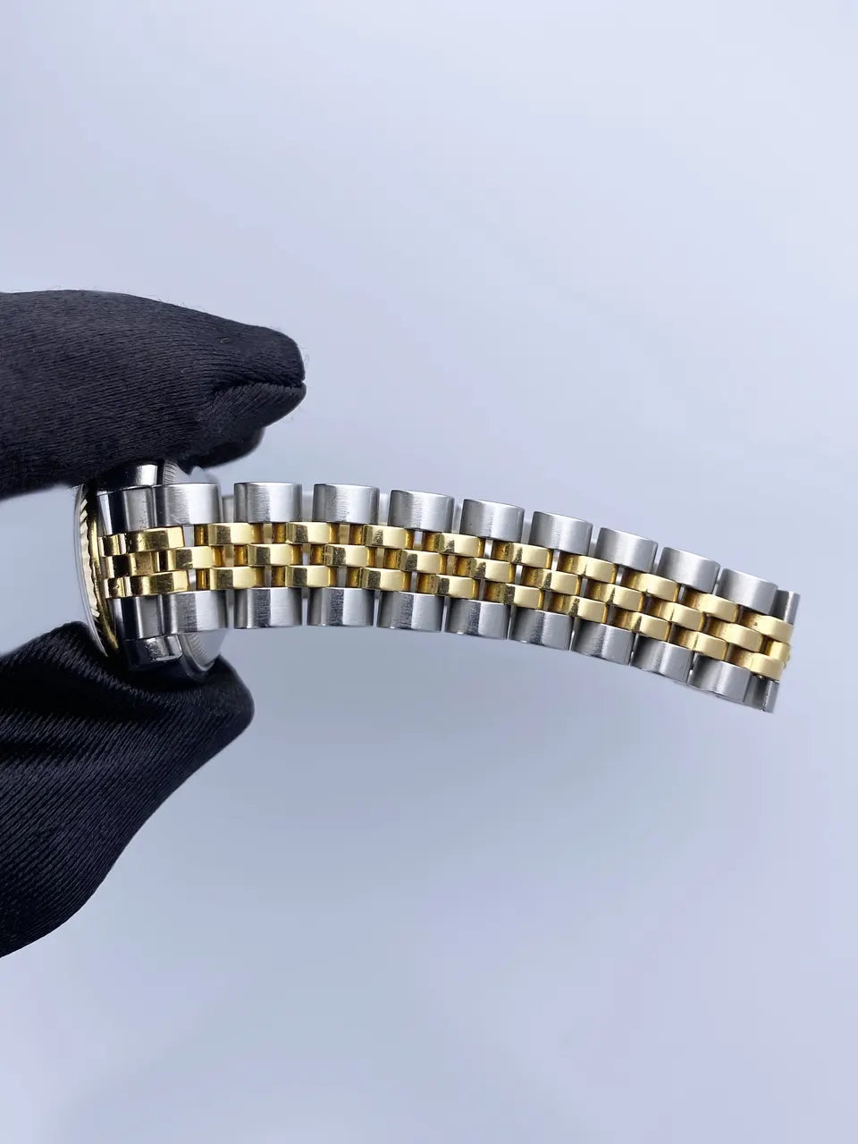Rolex Gold Dial Diamond datejust two - Hình 9