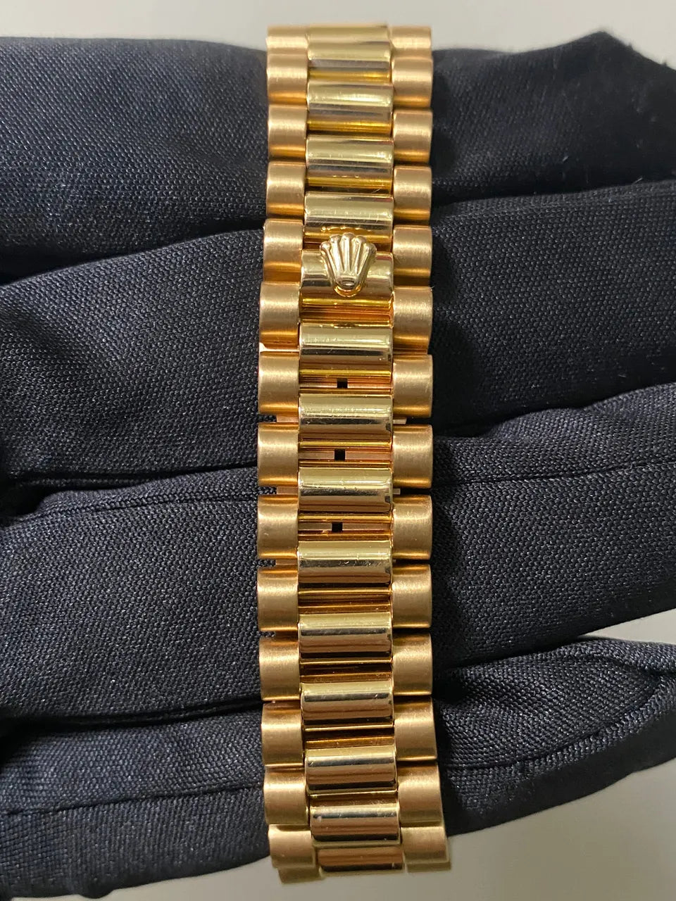 Rolex Gold Marble Diamond - Hình 6