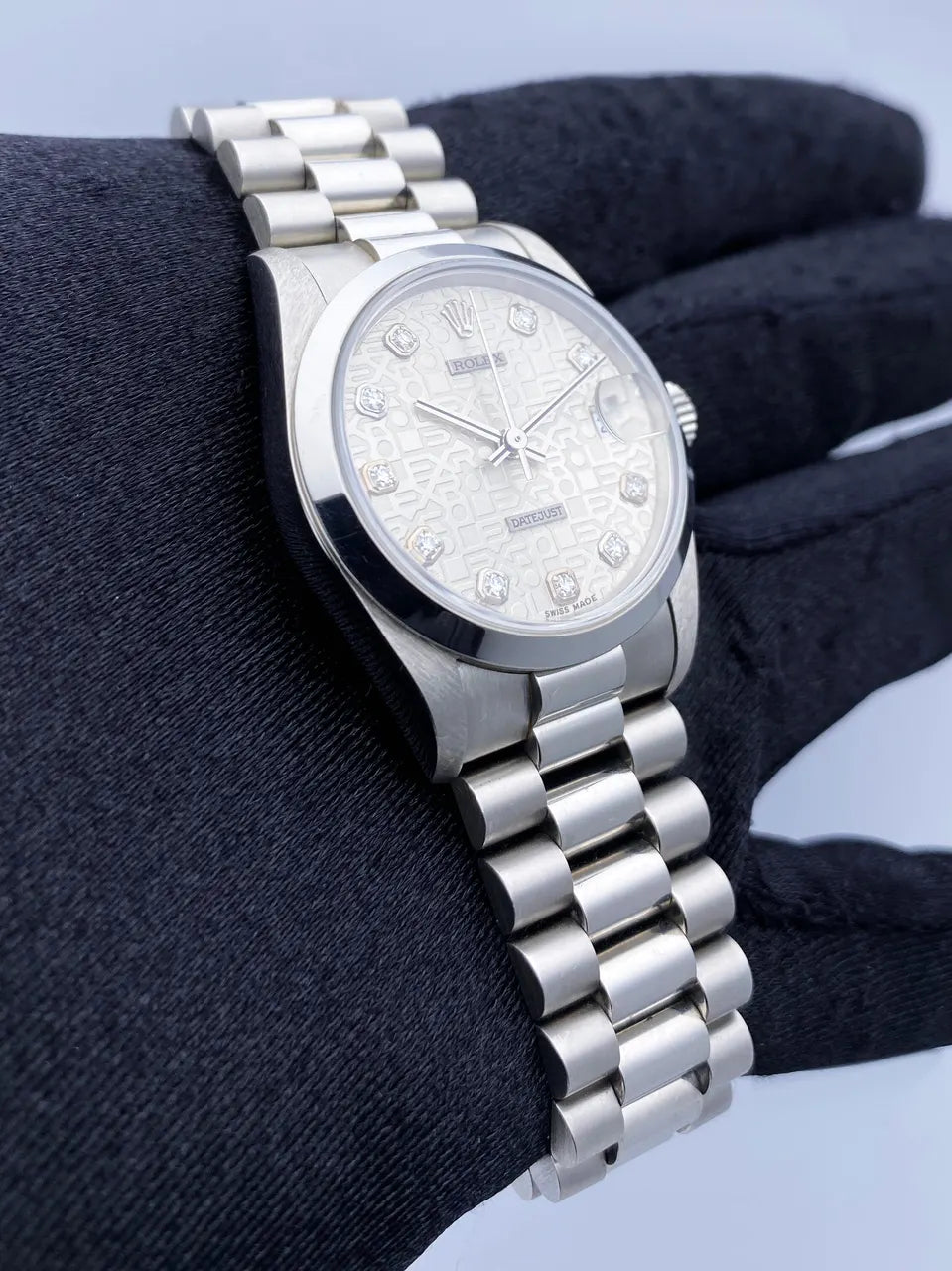 Rolex Silver Tapestry Diamond Dial - Hình 3