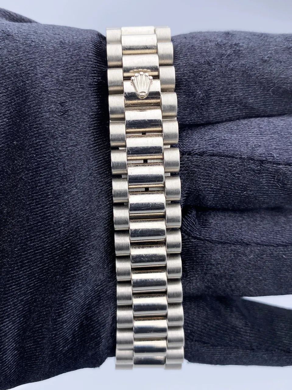 Rolex Diamond Champagne Datejust - Hình 8