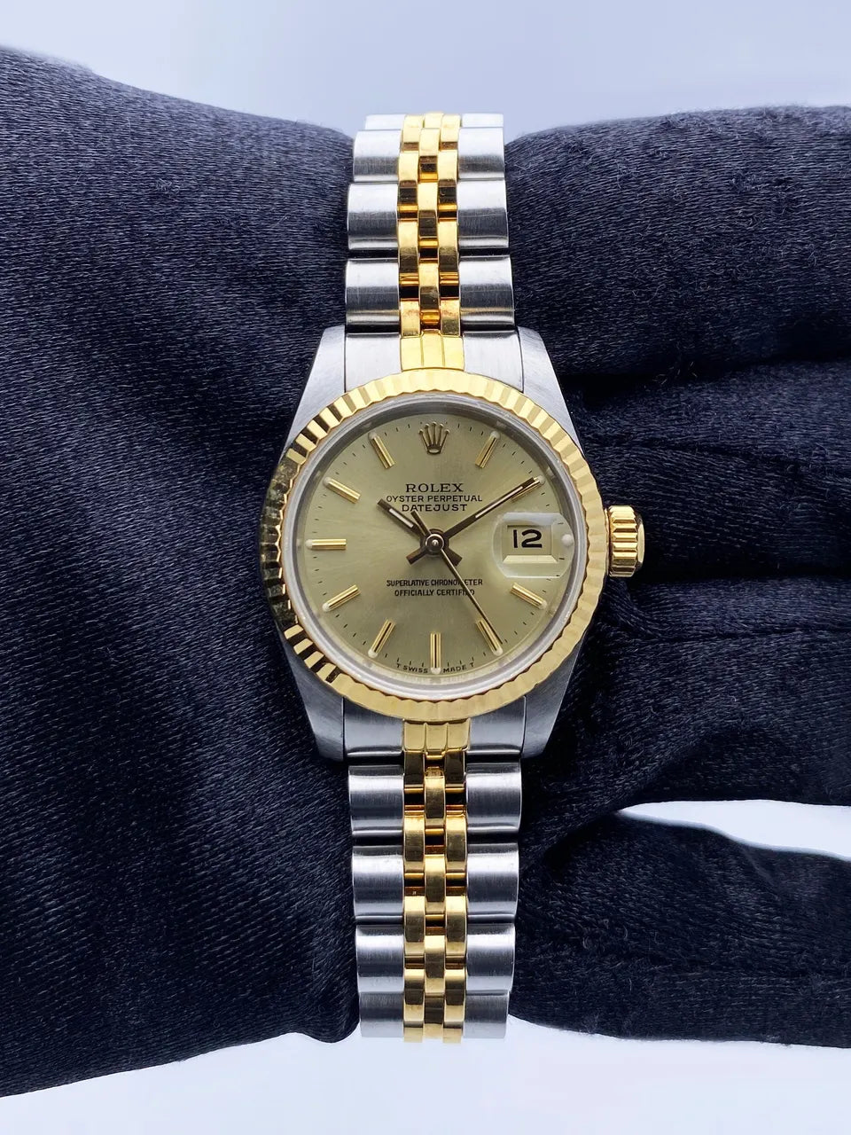 Rolex Datejust Gold Dial tone - Hình 3