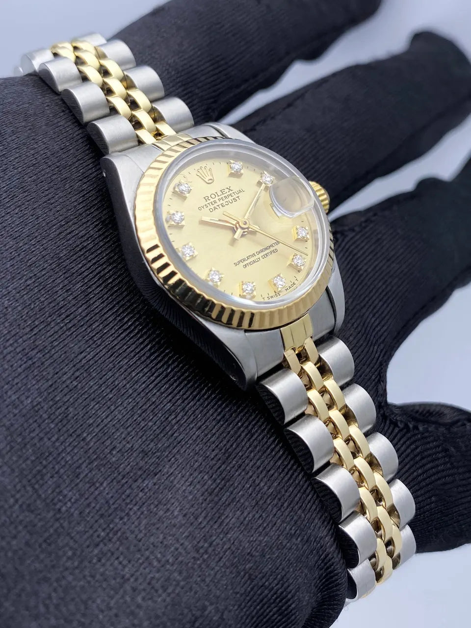 Rolex Datejust Gold Diamond - Hình 3
