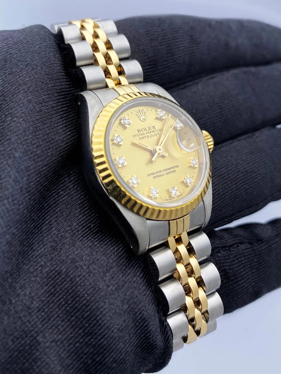 Rolex Datejust Gold Diamond - Hình 4