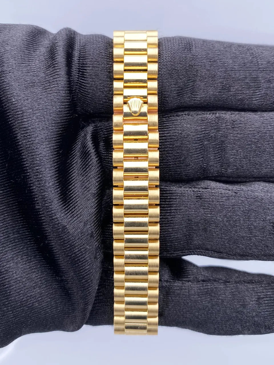 Rolex Gold Blue Diamond Dial - Hình 8