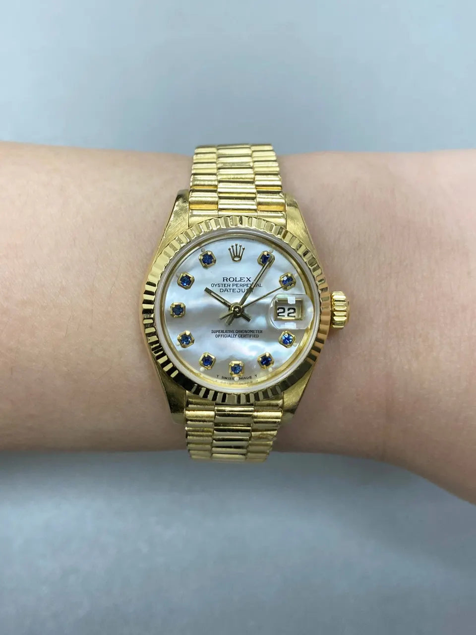 Rolex Datejust Gold Mother of Pearl Sapphire Dial - Hình 7