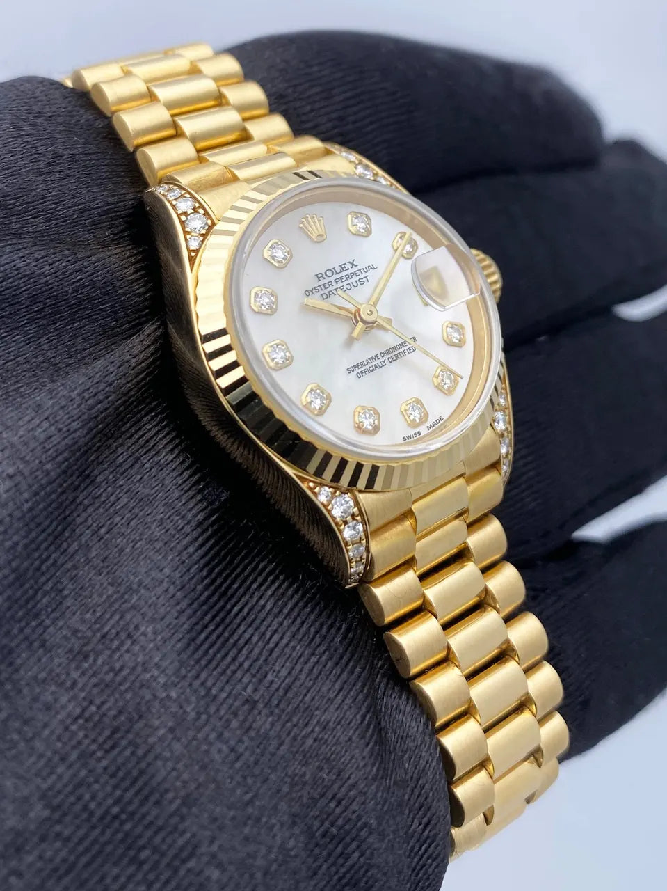 Rolex Datejust Gold Diamond Bezel - Hình 4