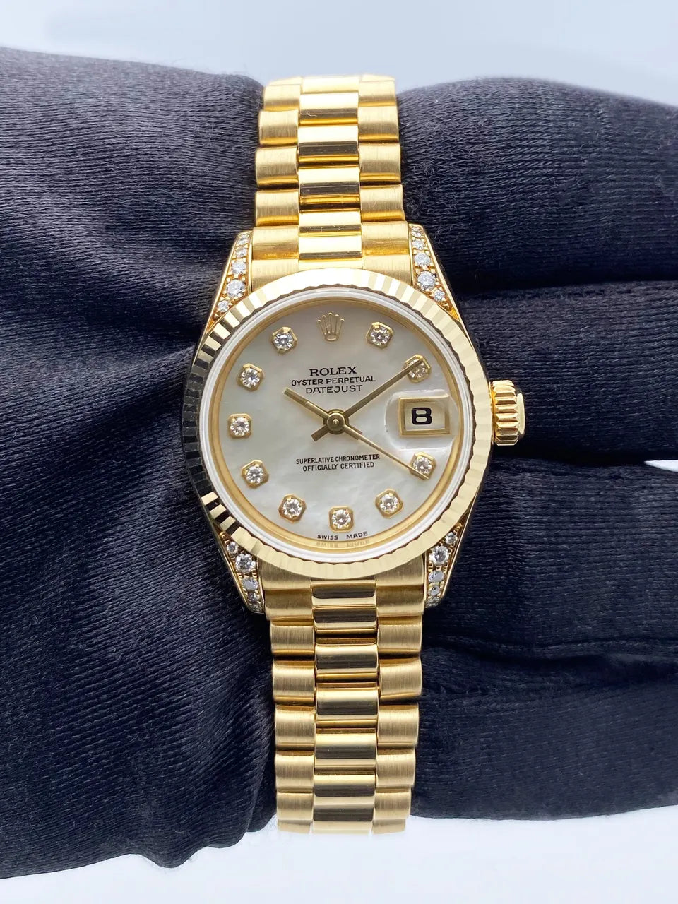 Rolex Datejust Gold Diamond Bezel - Hình 3