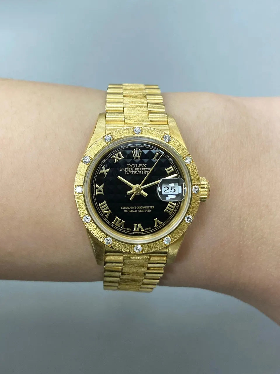 Rolex Gold Diamond Black Dial - Hình 6