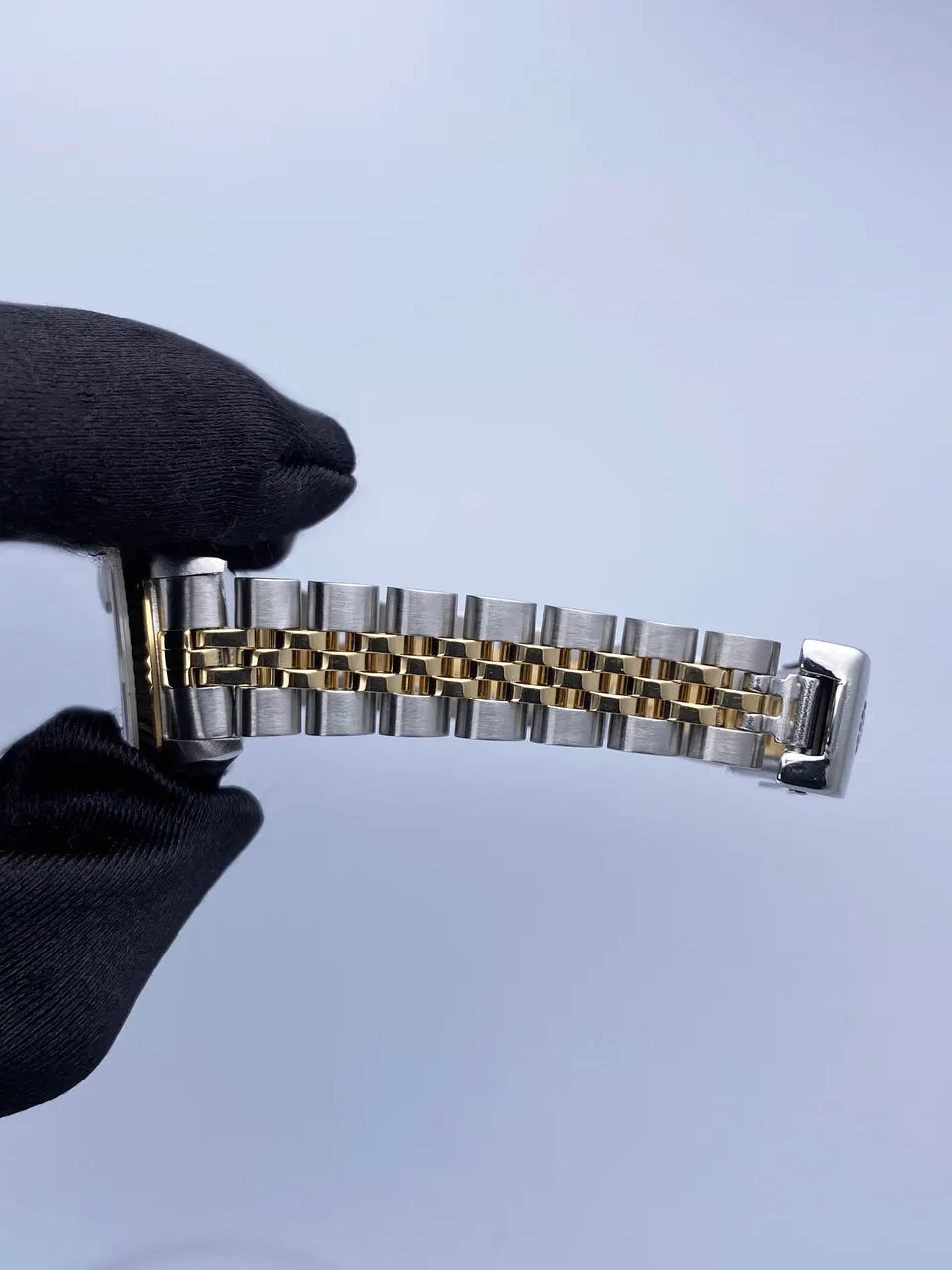Rolex Bi-Metal Blue Diamond - Hình 8