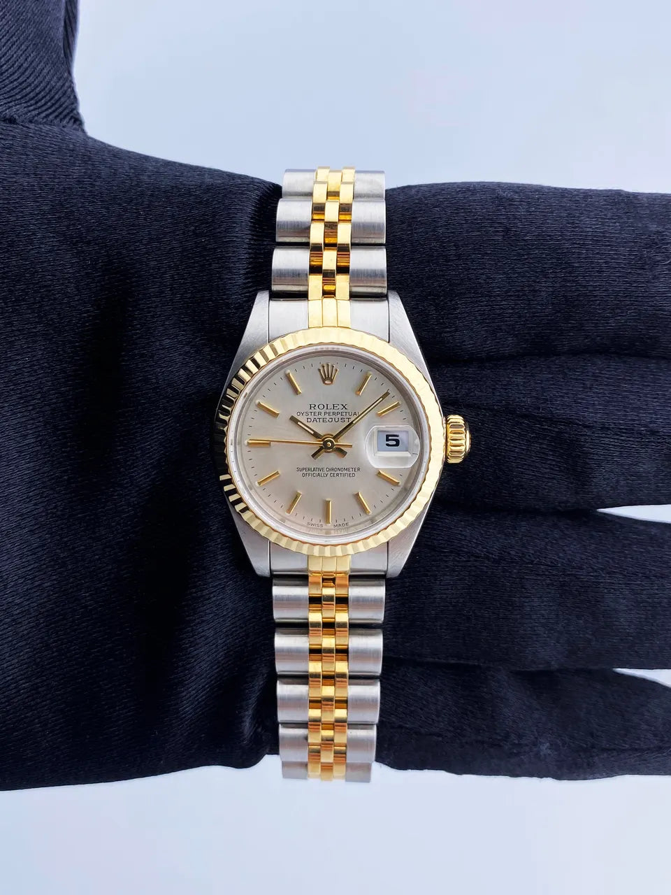 fluted Rolex Datejust Silver Dial Two-Tone - Hình 2