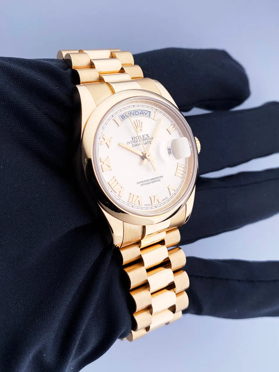 Rolex Day-Date Rose Gold Champagne - Hình 2