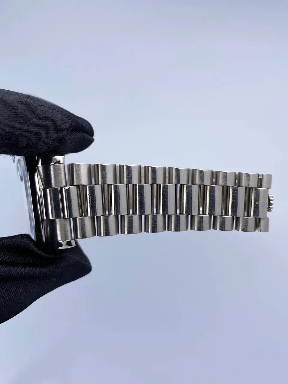 Rolex Silver Diamond Day-Date dial - Hình 8