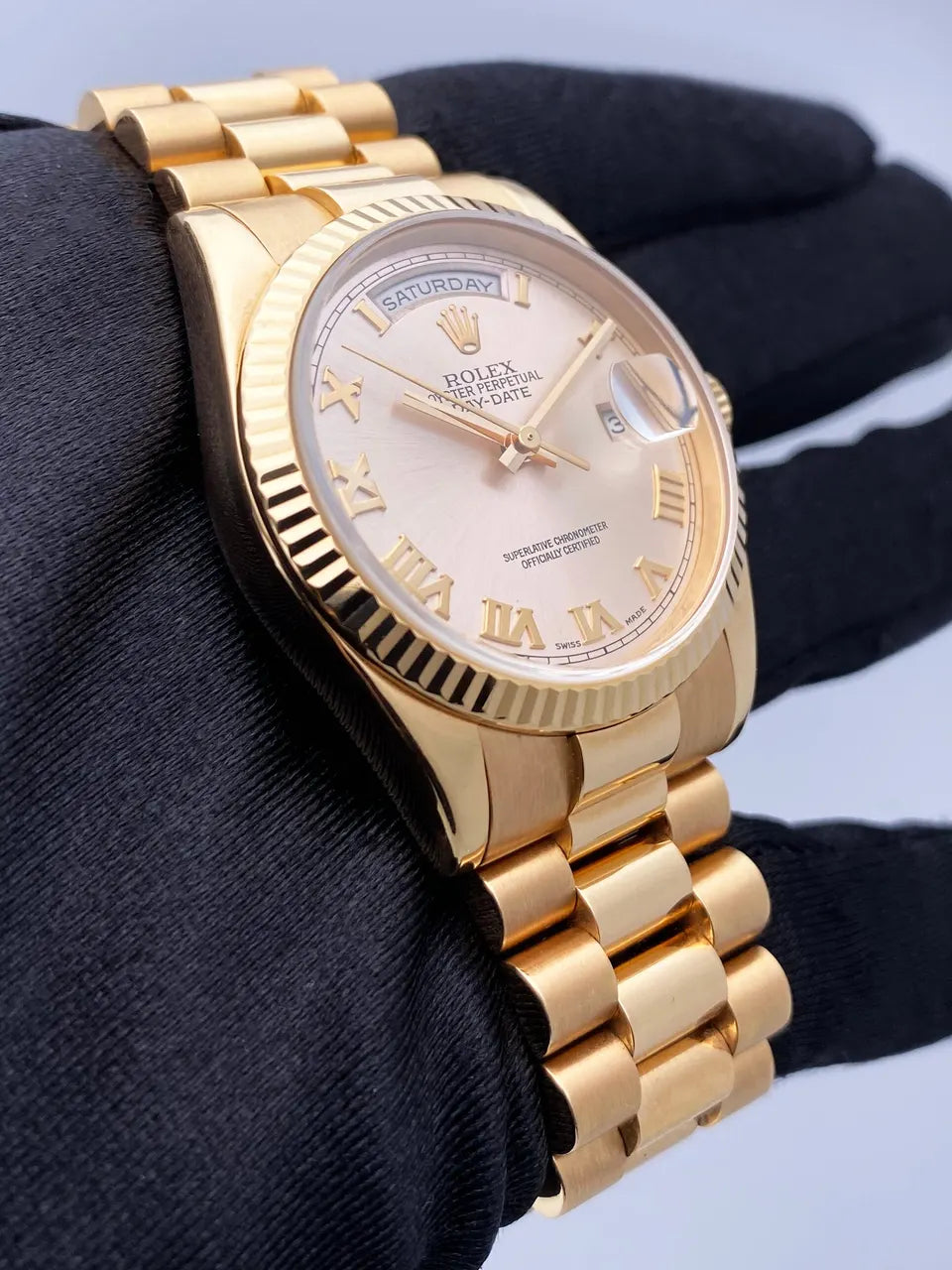 Rolex Day-Date Pink Dial Gold - Hình 3