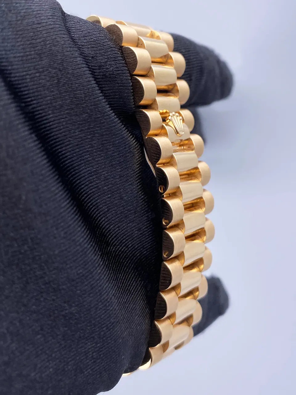 Rolex Day-Date Pink Dial Gold - Hình 6