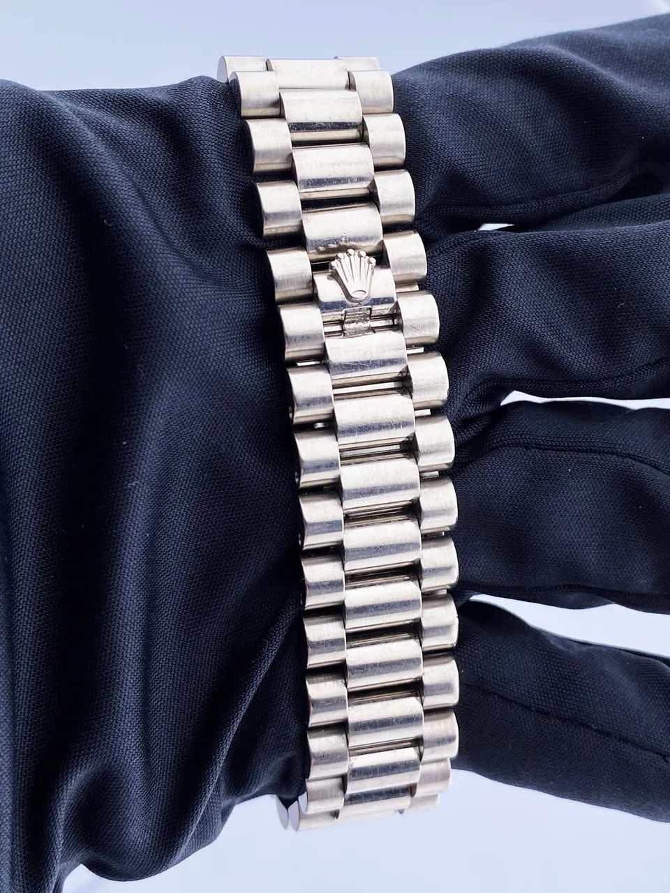 dial oyster Rolex Silver Diamond Day-Date - Hình 6
