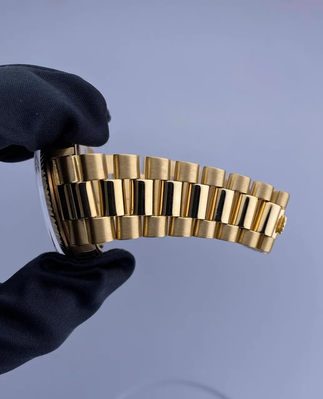 Rolex Day-Date Gold Silver dial - Hình 6