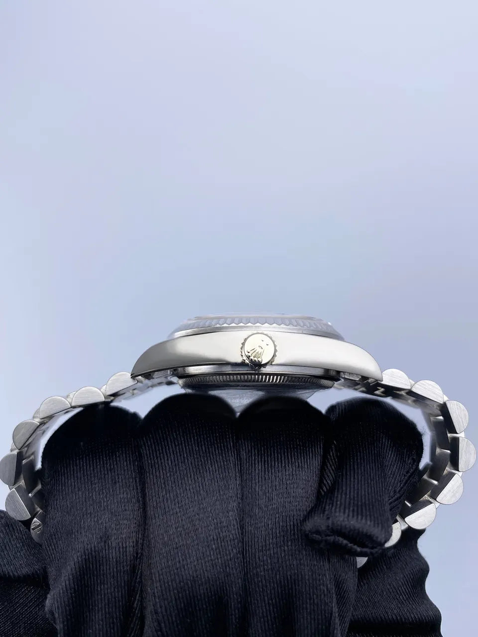 Rolex Day-Date Silver Diamond dial - Hình 3