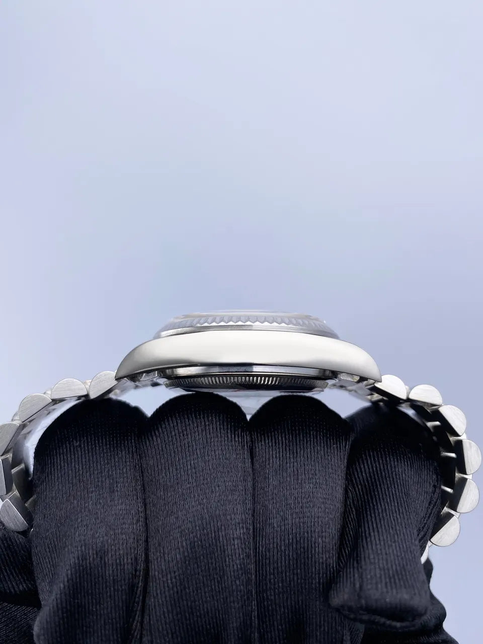 Rolex Day-Date Silver Diamond dial - Hình 4